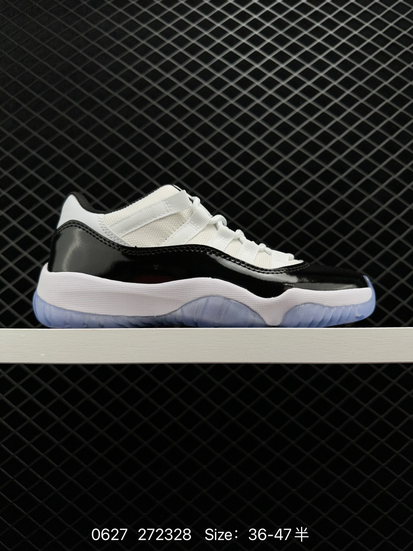 Air Jordan 11 Retro Low 